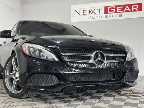 Used 2016 Mercedes-Benz C 300 4MATIC Sedan image 5
