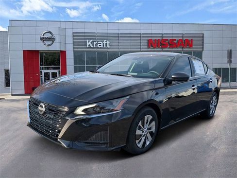 New 2025 Nissan Altima 2.5 S image 33