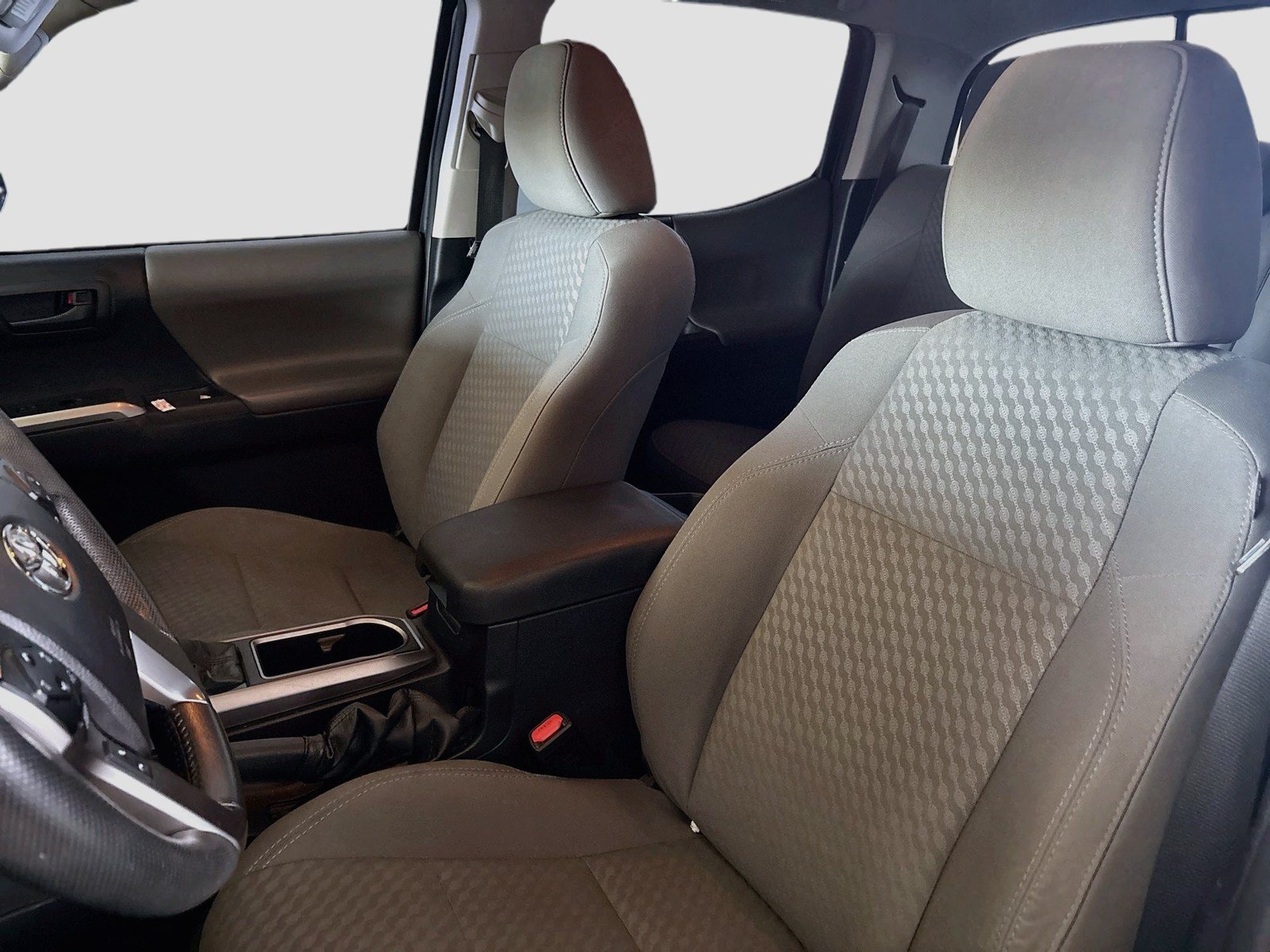 Used 2021 Toyota Tacoma SR5 RWD image 14