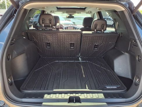 Used 2019 Chevrolet Equinox Premier FWD image 13