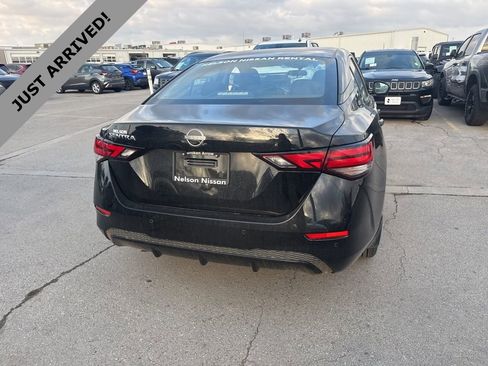 Certified 2025 Nissan Sentra S image 6