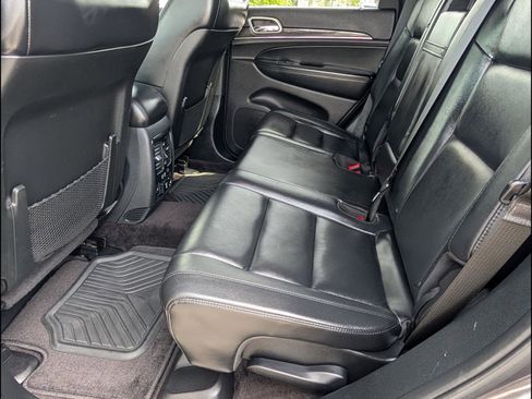 Used 2018 Jeep Grand Cherokee Limited RWD image 13