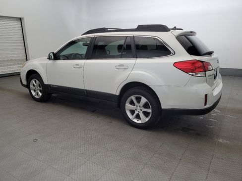 Used 2014 Subaru Outback 2.5i Limited w/ Moonroof Package image 3