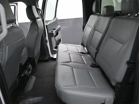 Used 2022 Ford F150 XL w/ Trailer Tow Package image 12