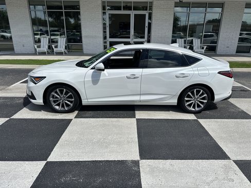 Used 2025 Acura Integra FWD image 1