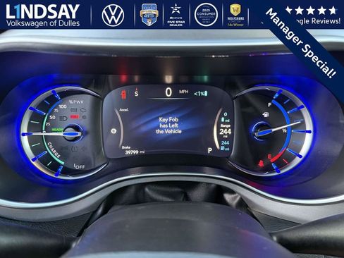 Used 2019 Chrysler Pacifica Limited w/ Advanced Safetytec Group image 25