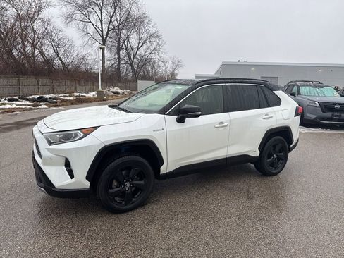 Used 2019 Toyota RAV4 XSE image 7