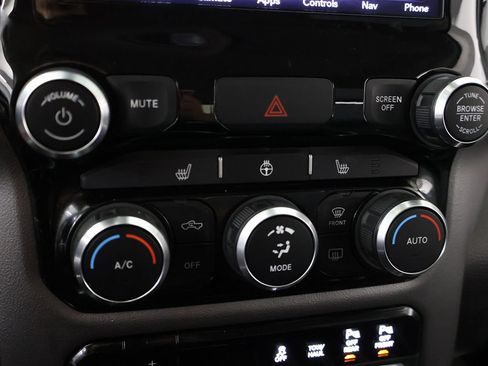 Used 2019 RAM 1500 Big Horn AWD/4WD image 53
