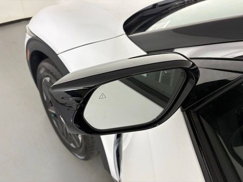 New 2025 Kia EV6 Light image 13