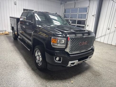 Used 2017 GMC Sierra 3500 Denali w/ Duramax Plus Package AWD/4WD image 30