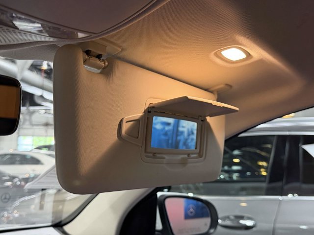 Certified 2022 Mercedes-Benz GLC 300 4MATIC image 31