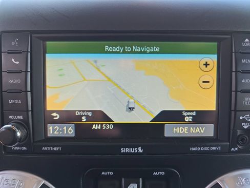 Used 2017 Jeep Wrangler Unlimited Rubicon AWD/4WD image 22