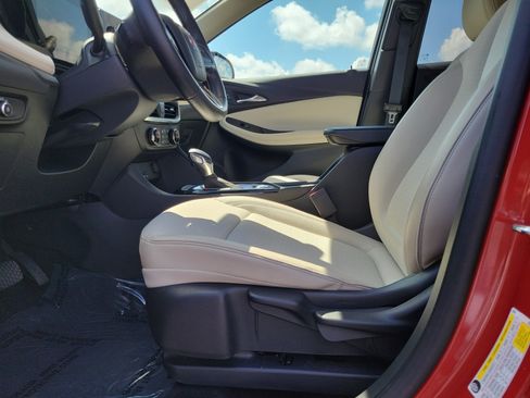 Used 2024 Buick Encore GX Preferred FWD image 16