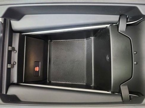 Used 2025 BMW X7 xDrive40i w/ M Sport Package image 55