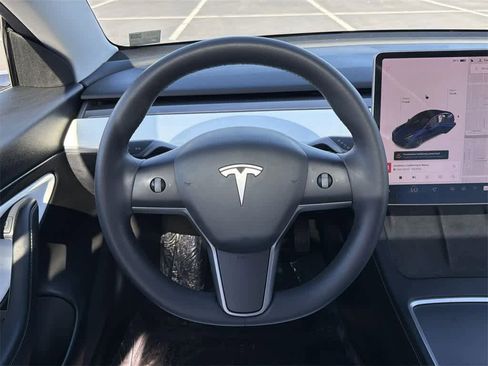 Used 2021 Tesla Model 3 Long Range image 13