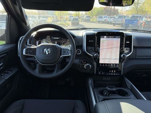 New 2026 RAM 1500 Big Horn AWD/4WD image 17