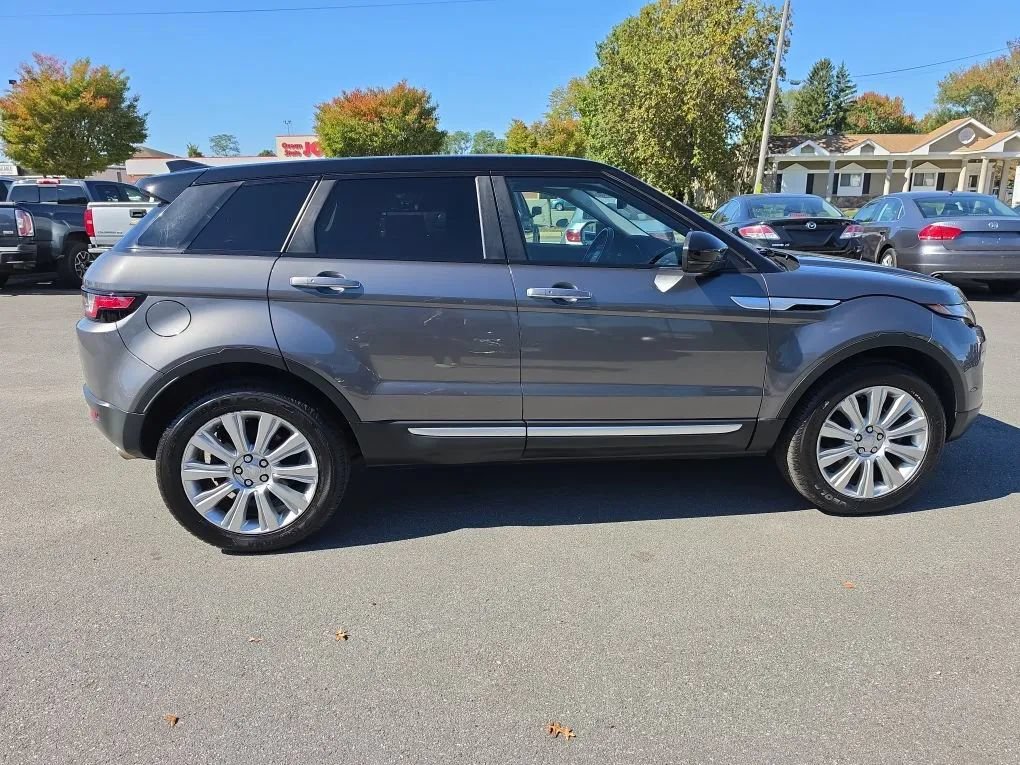 Used 2018 Land Rover Range Rover Evoque HSE AWD/4WD image 8