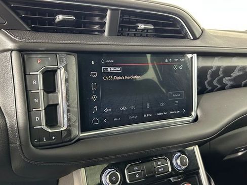 Used 2023 GMC Yukon Denali w/ LPO, Floor Liner Package image 23