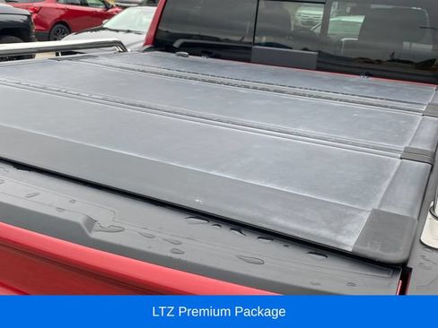 Used 2019 Chevrolet Silverado 1500 LTZ w/ LTZ Premium Package AWD/4WD image 8