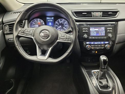 Used 2017 Nissan Rogue SV AWD/4WD image 22