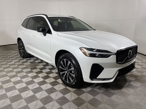 New 2025 Volvo XC60 B5 Plus image 2