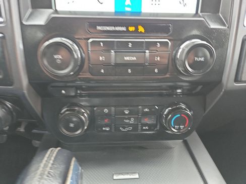 Used 2016 Ford F150 XLT w/ Equipment Group 302A Luxury image 20