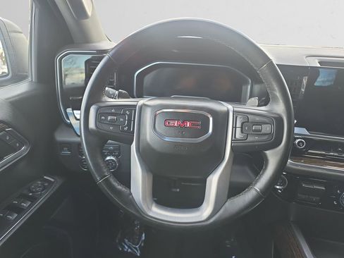 Used 2023 GMC Sierra 1500 Elevation image 13