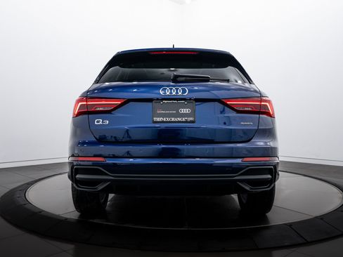 Certified 2025 Audi Q3 2.0T Premium Plus w/ Premium Plus Package image 18