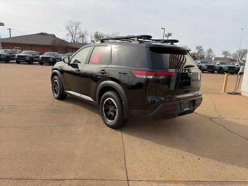 Certified 2025 Nissan Pathfinder Rock Creek image 3