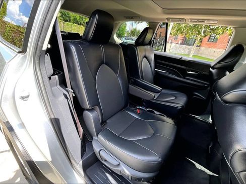 Used 2024 Toyota Grand Highlander FWD image 37