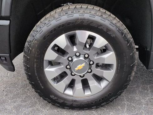 New 2026 Chevrolet Silverado 2500 Custom w/ Custom Value Package image 10