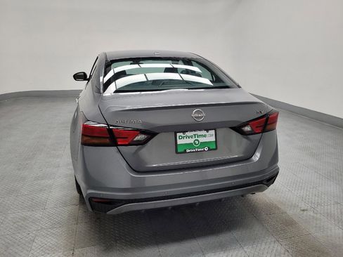 Used 2023 Nissan Altima 2.5 SV image 6