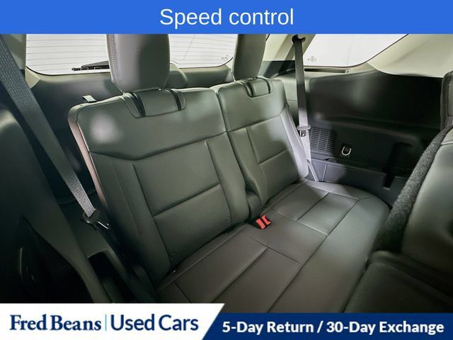 Used 2026 Ford Explorer Active AWD/4WD image 35