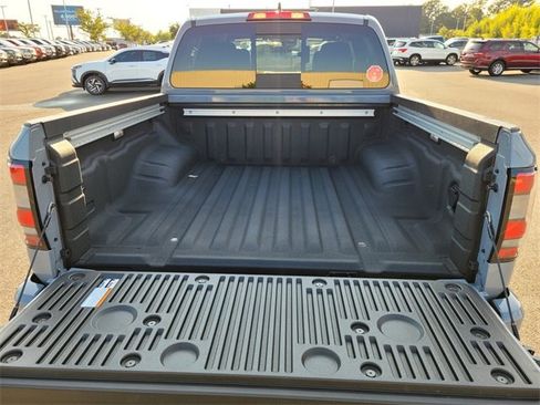 New 2026 Nissan Frontier SV w/ SV Convenience Package image 7