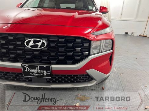 Used 2023 Hyundai Santa Fe SEL FWD image 11