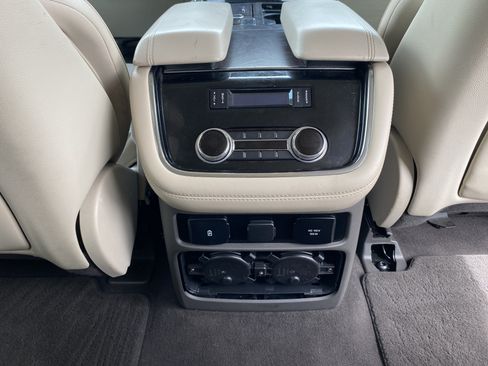 Used 2019 Lincoln Navigator Select w/ Cargo Package RWD image 31