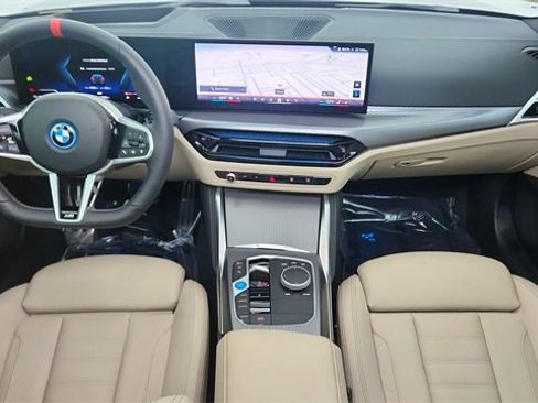 Used 2025 BMW i4 M50 image 92