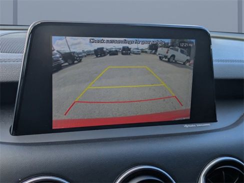 Used 2018 Kia Stinger GT2 image 21