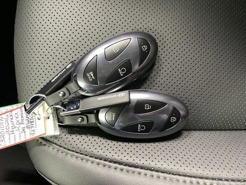 New 2026 Hyundai Kona SEL Premium image 25