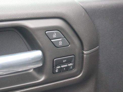 Used 2020 GMC Sierra 3500 Denali w/ Denali Ultimate Package image 15