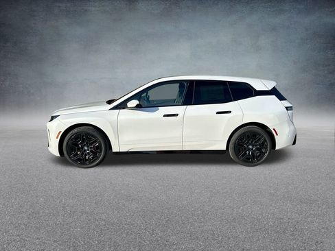 New 2026 BMW iX xDrive60 w/ M Sport Package image 5