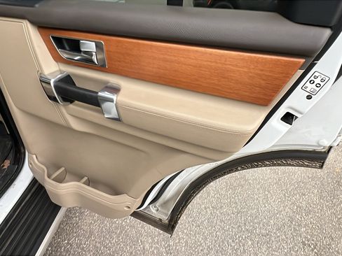 Used 2012 Land Rover LR4 HSE LUX image 22