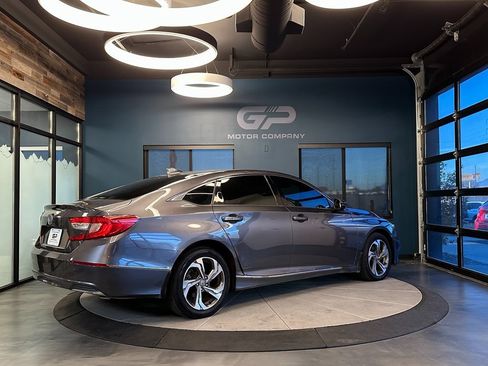 Used 2020 Honda Accord EX-L image 3