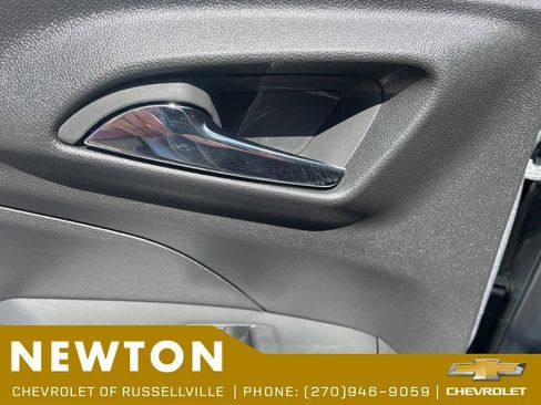 New 2026 Chevrolet Trax RS w/ Driver Confidence Package FWD image 38