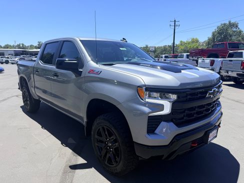 New 2026 Chevrolet Silverado 1500 LT Trail Boss w/ Convenience Package II AWD/4WD image 3