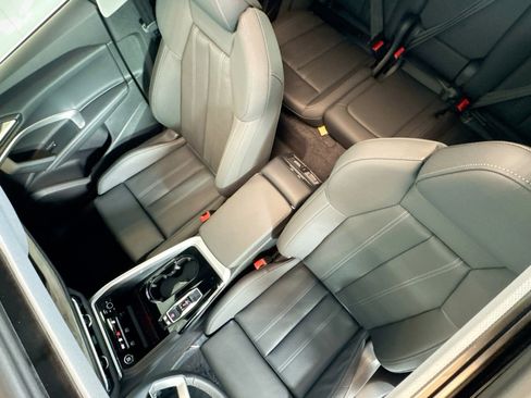 New 2025 Audi Q5 Premium Plus image 18