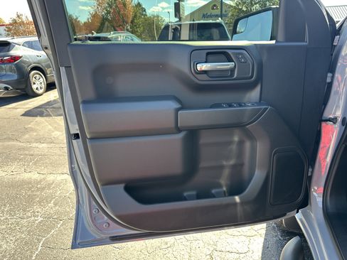 Certified 2025 Chevrolet Silverado 1500 Custom w/ Turbomax Blackout Package image 11