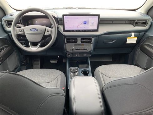 New 2025 Ford Maverick XLT w/ Black Appearance Package image 15