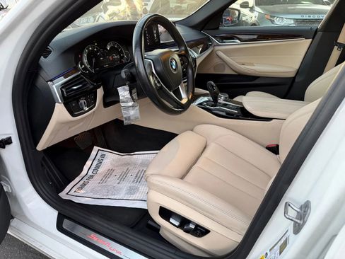 Used 2017 BMW 530i 530i Sedan 4D image 27