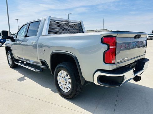 Used 2024 Chevrolet Silverado 3500 LTZ w/ LTZ Plus Package AWD/4WD image 41